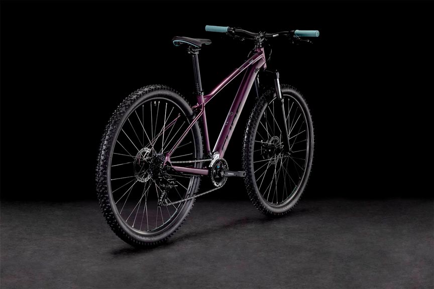 Bicicleta de montaña CUBE Access WS 2022 Deepviolet'n'Purple / Transmisión 2x8 velocidades / Horquilla SR Suntour XCE 100 mm